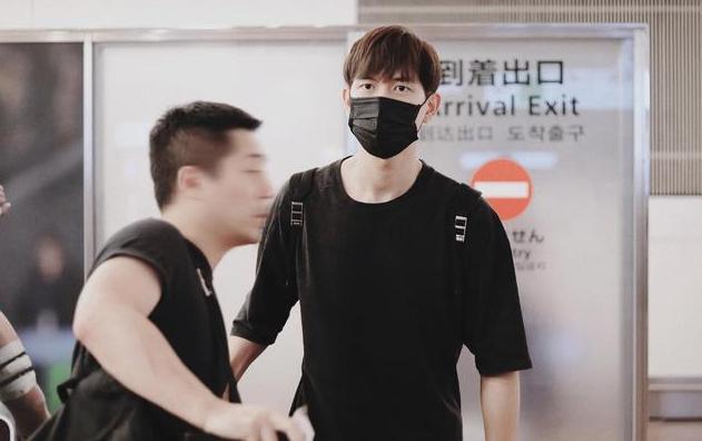 经纪人|肖战的经纪人，李现的经纪人，看到萧敬腾：有点暧昧了哈