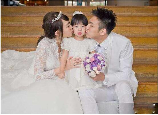 卓依婷|卓依婷“消失”背后：被死亡谣言困扰20多年，如今38岁已结婚生子