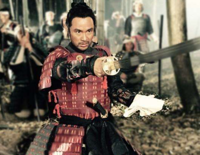 日本武士曾盛极一时何解最后没落日本政府他们是吸血虫