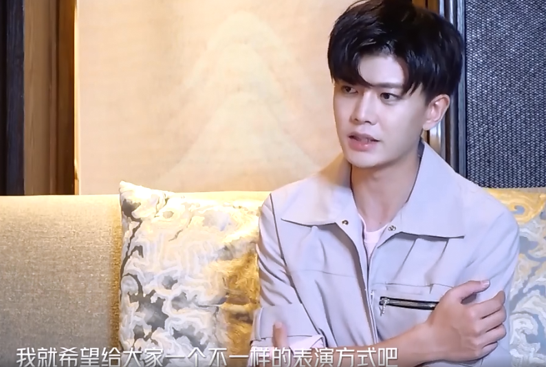任嘉伦|任嘉伦拍《暮白首》很用心，挖土哭戏戳人泪点，鼻尖泪是他设计的