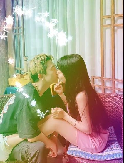 郭美美|郭美美高调公开恋情，自曝要买豪车，下半年啥也不做只旅行？