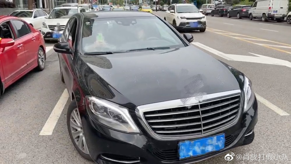 肖战拍戏行程泄漏遭私生跟车肖战方怒斥发文能不能别再跟着他了