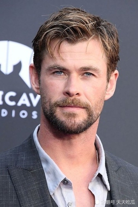 锤哥chris hemsworth首谈扮演胡克·霍根:比雷神还要壮