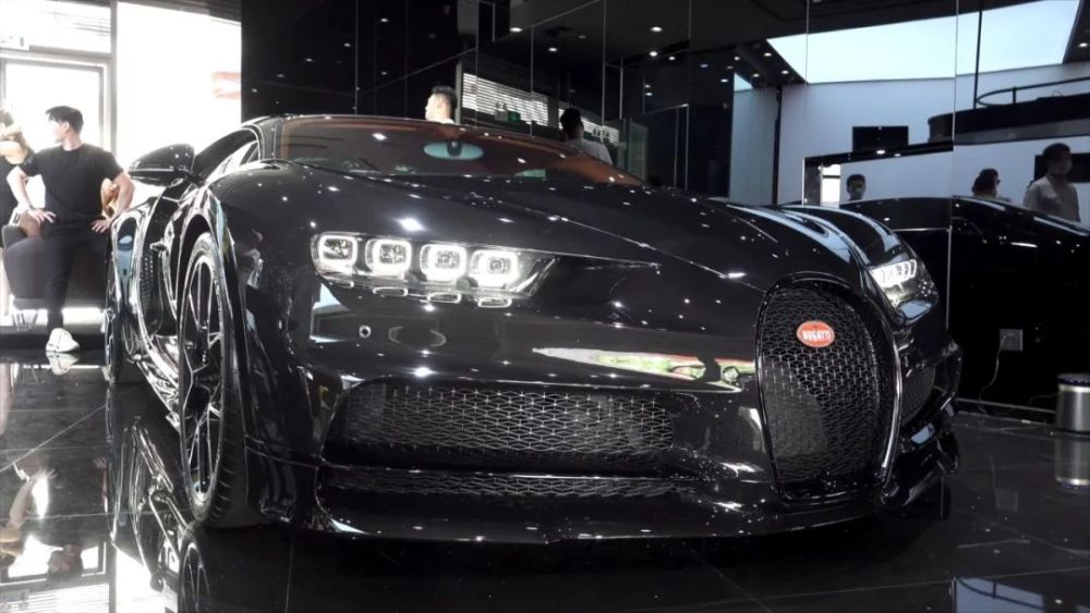 开2000万豪车游街!