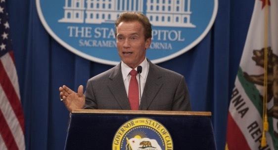 美国明星争相宣布参选总统霉霉人气最高总统选秀要开始了