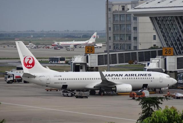 日本航空公司破产政府请出78岁隐居老人仅用一年成为世界第一