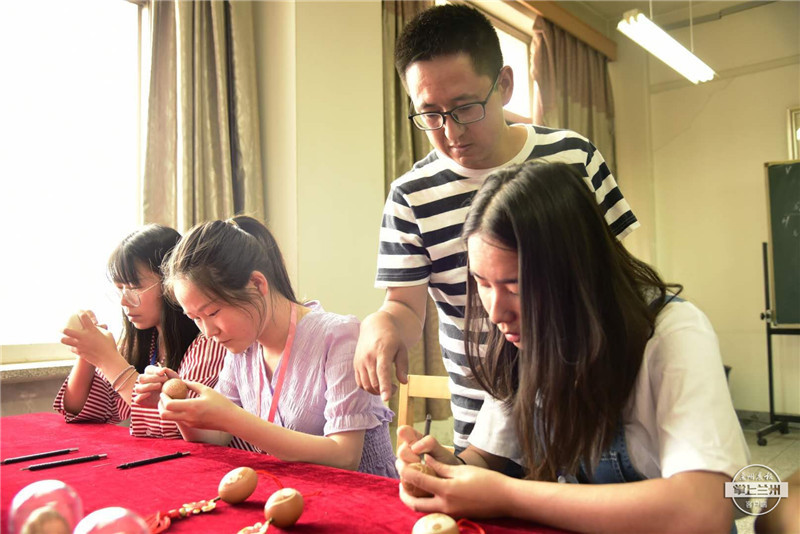 蛋雕|金城蛋雕达人，蛋壳上展绝活