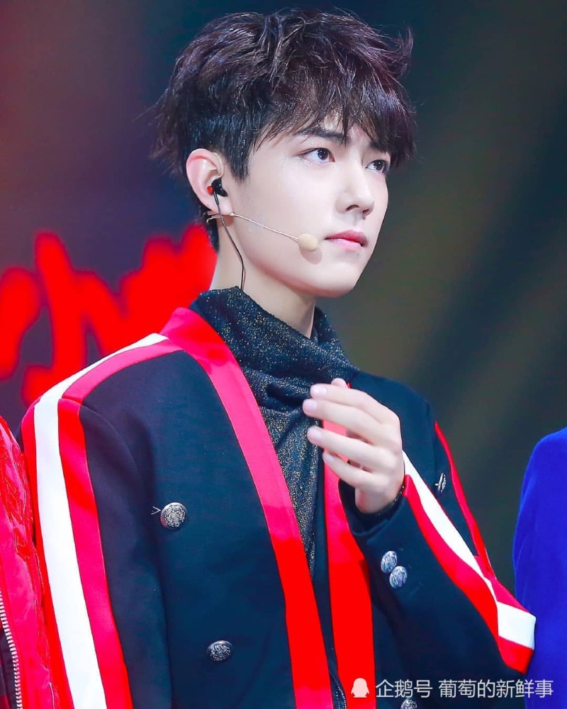 肖战|肖战能给这个时代定义真正的流量意义？我觉得OK