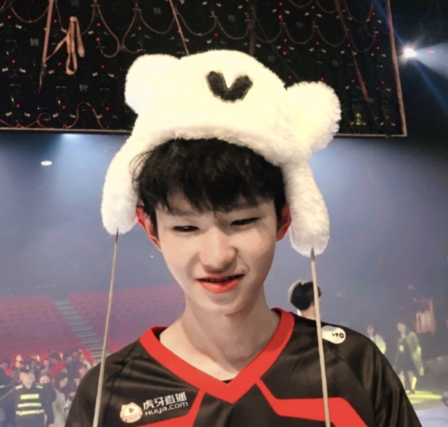 ag又一天才被毁一诺隐私泄露哽咽咆哮就不能消停一天