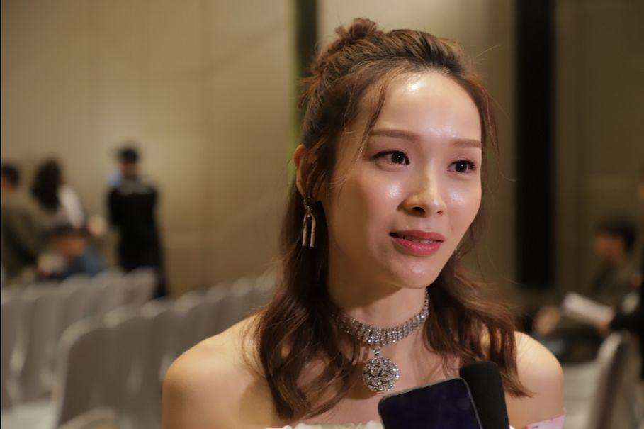 tvb|逃过一劫？TVB疑增加条款约束艺人言行，李佳芯不受影响照常开工