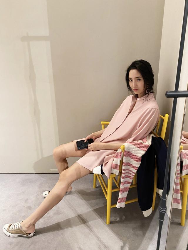 李现|让男人羡慕的李现，四位前任全是女神，肤白貌美一个更比一个美