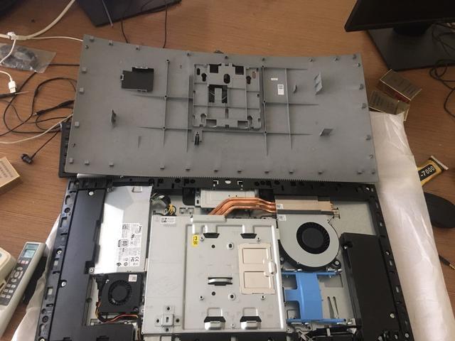 戴尔一体机升级硬盘内存条,一体机拆机教程_腾讯新闻