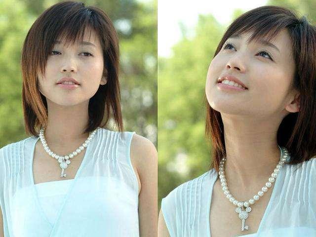 黄圣依|娱乐圈考古：黄圣依金莎20年前并肩上海选秀，以冠亚军身份出道