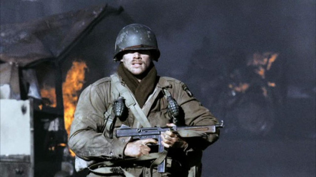 从《兄弟连》角度看美军和德军的武器装备,谁更胜一筹?