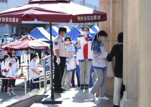 北京陈经纶中学|北京陈经纶中学：家长翘首以盼