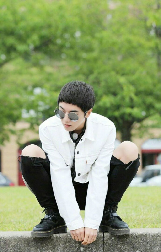 华晨宇用行动告诉你,什么叫"不是一家人,不进一家门"