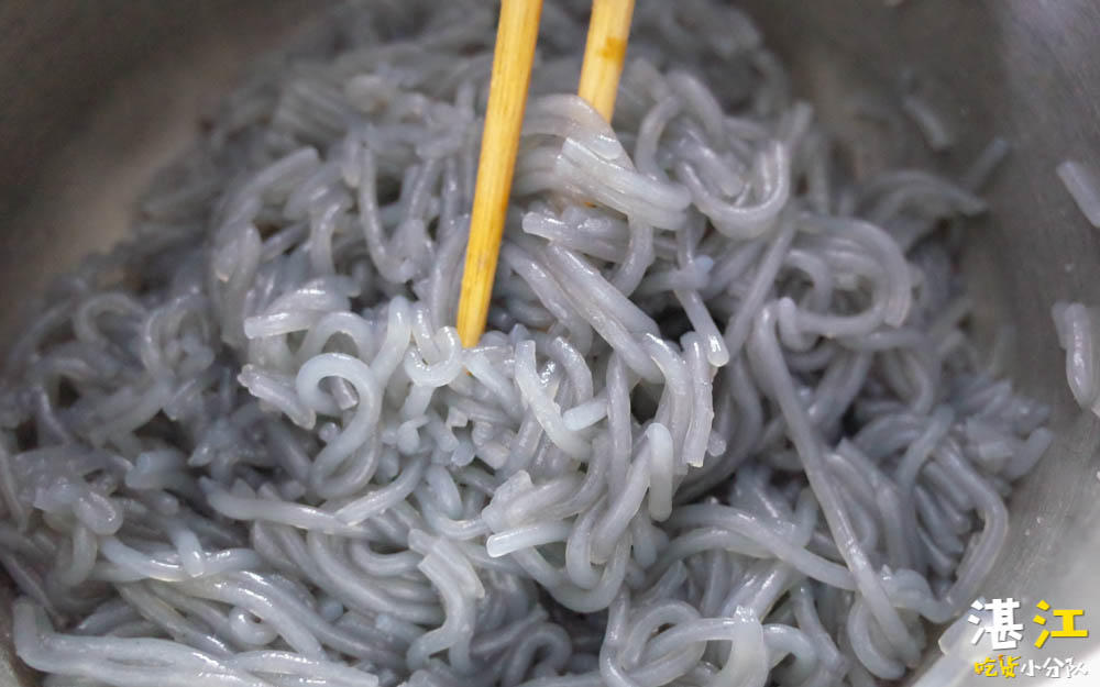 薯粉嗦,代表了湛江夏天的味道.