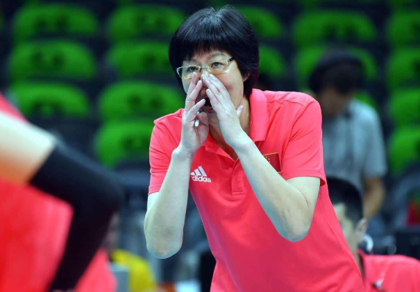 中国女排一位置难现新面孔已有4人参与集训1人还有逆袭机会