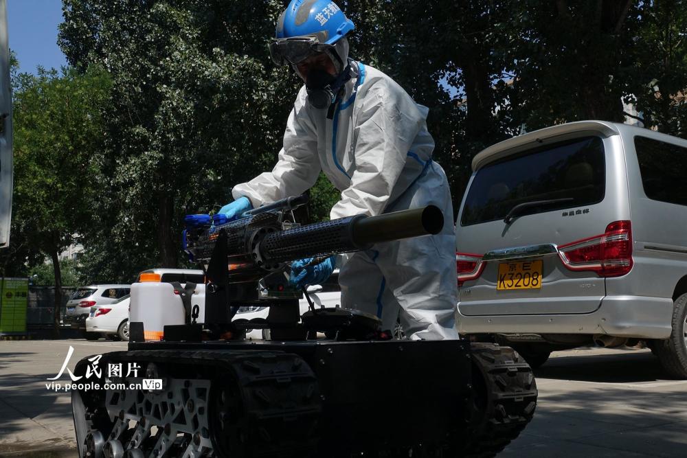 北京|北京防疫消杀机器人亮相