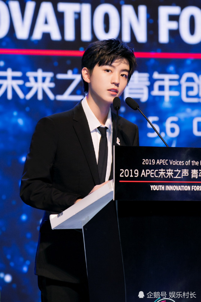 tfboys粉丝赚大了!全国高考作文公布,王俊凯王源易烊千玺同时押中