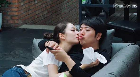 郎朗|他是天才钢琴家郎朗人生道路上最大的黑粉，差点将其逼疯！