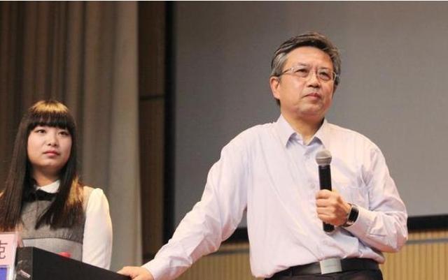 清华老校长直言父母这4个方面越懒孩子长大后越出息