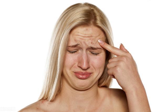 皮肤暗黄显人老教你5招皮肤变白嫩可摆脱黄脸婆称号