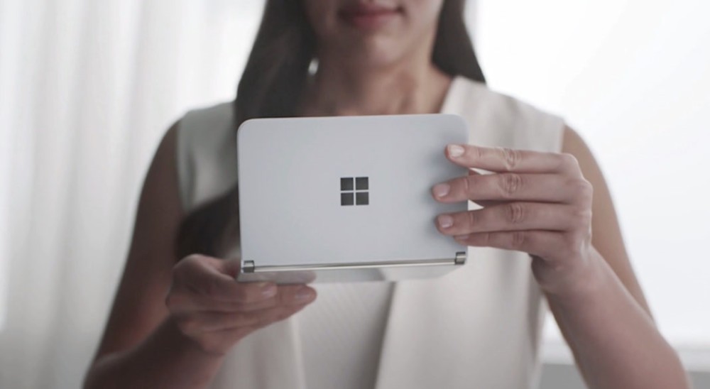 微软 Surface Duo 双屏安卓手机通过加拿大，即将上市？