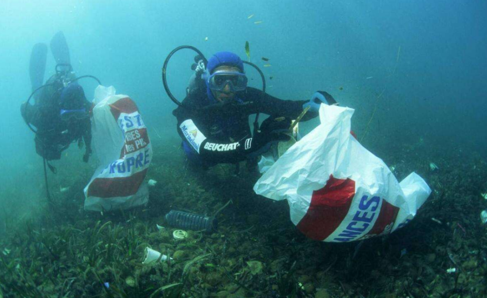 探测器|探测器下潜10926米，眼前一幕引人深思，专家：人类必须警惕