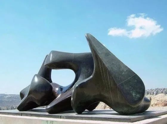 赏石|赏石具有美学上 “超现实”艺术品的位阶