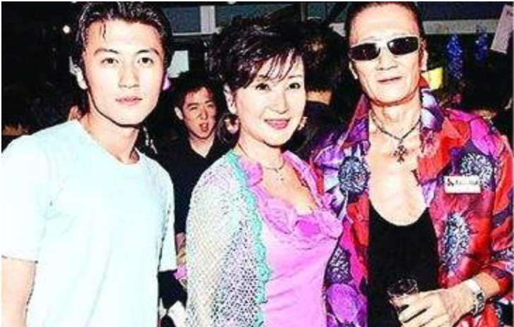 狄波拉|狄波拉有多美？嫁给顶流谢贤，跟赌王有一段情被传诞下私生子？