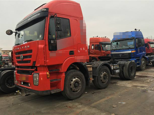 广西 最特殊 牵引车 交警都说没见过 仔细一看发现大有乾坤 腾讯新闻