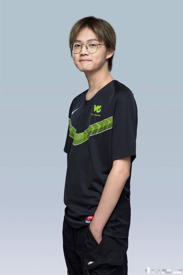 "虽然乐言被ig踢了,但我记得他",炫神力挺乐言:他没问题!