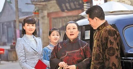 如今的雷老爷子已经83岁高龄曾经获得过很多荣誉,1984年的第一届梅花