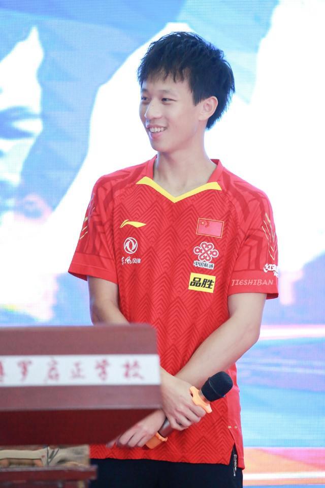 现年25岁的林高远,身高1米75,左手横板弧圈结合快攻打法,曾获得2018年