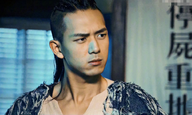 《河神2》开播,李现因身体原因无法续拍,金世佳演技台词太赞了_腾讯