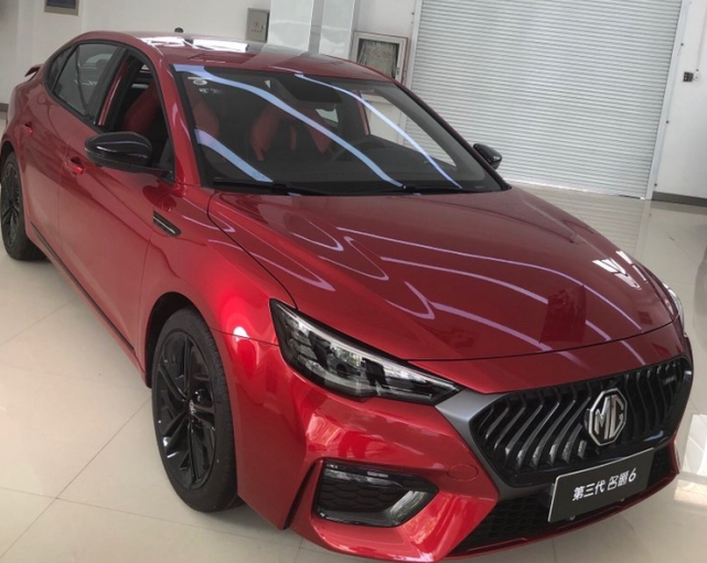 红色新名爵6到店动力超越思域关键是自带v8模拟声浪