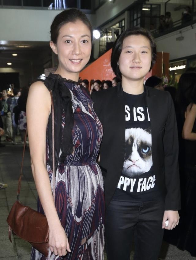 吴绮莉|46岁吴绮莉录视频吐露单亲母亲心声，与吴卓林关系不明朗母女欠沟通