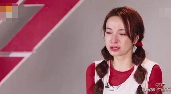 乘风破浪的姐姐|《乘风破浪的姐姐》蓝盈莹和吴昕，谁更该挨骂？