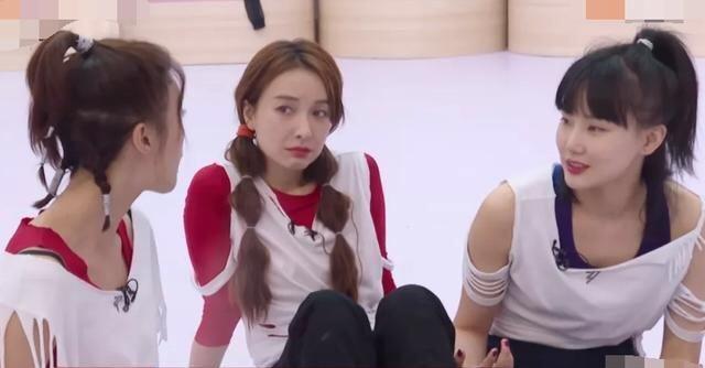 乘风破浪的姐姐|《乘风破浪的姐姐》蓝盈莹和吴昕，谁更该挨骂？