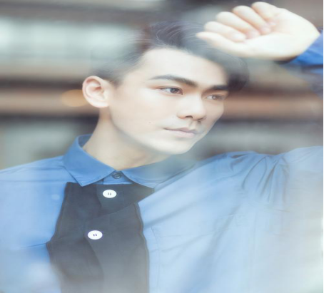 小娘惹|时隔12年，他再度出演《小娘惹》，观众看到后还以为是重播！