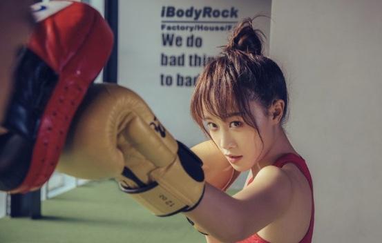 蓝盈莹|蓝盈莹被评低配版梁小冰，两者的相似之处何在？