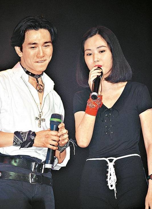 温兆伦前任陈梅馨久违现身曾遭温兆伦索赔14万51岁仍然单身