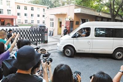 北京交警|北京交警接考生及家长求助11起