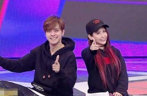 罗志祥|罗志祥现身模样大变，东张西望害怕被拍，依旧是深夜出动