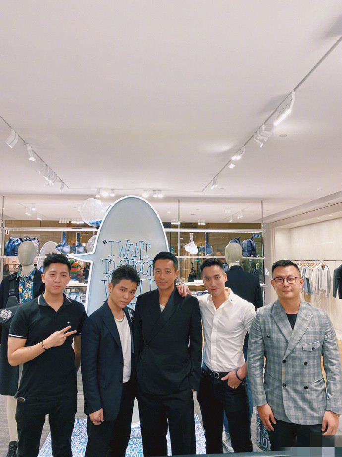 汪小菲|真·女儿奴！汪小菲隔离第一天晒女儿表达思念，对老婆儿子只字不提