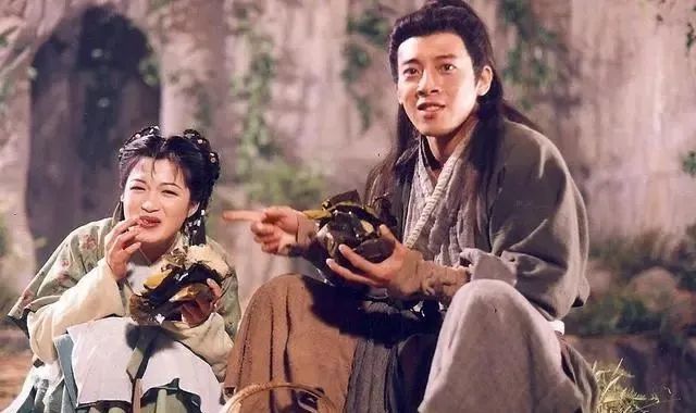 金庸|《笑傲江湖》本可以更经典，金庸编不下去了，只好强行收尾