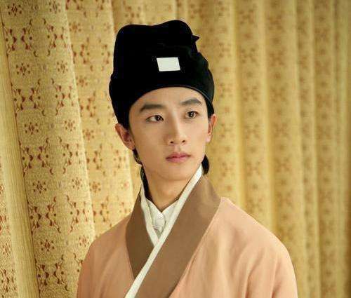 薛蝌|薛蟠薛蝌也是大家族子弟，为何会用“虫”来排辈取名