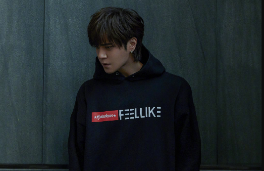 罗志祥|罗志祥深夜再次现身球场，身边有6名艺人朋友陪同，排面十足