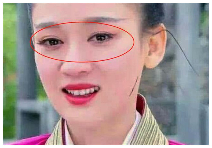 周冬雨|哭戏的最高境界“笑着哭”，陈乔恩赵丽颖不算啥，周冬雨不愧影后